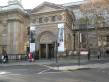  Entrée du  National Portrait Gallery (musée)